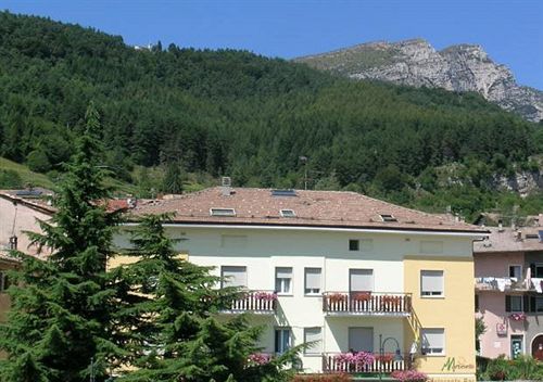 Hotel Martinelli Ronzo-Chienis Exterior foto